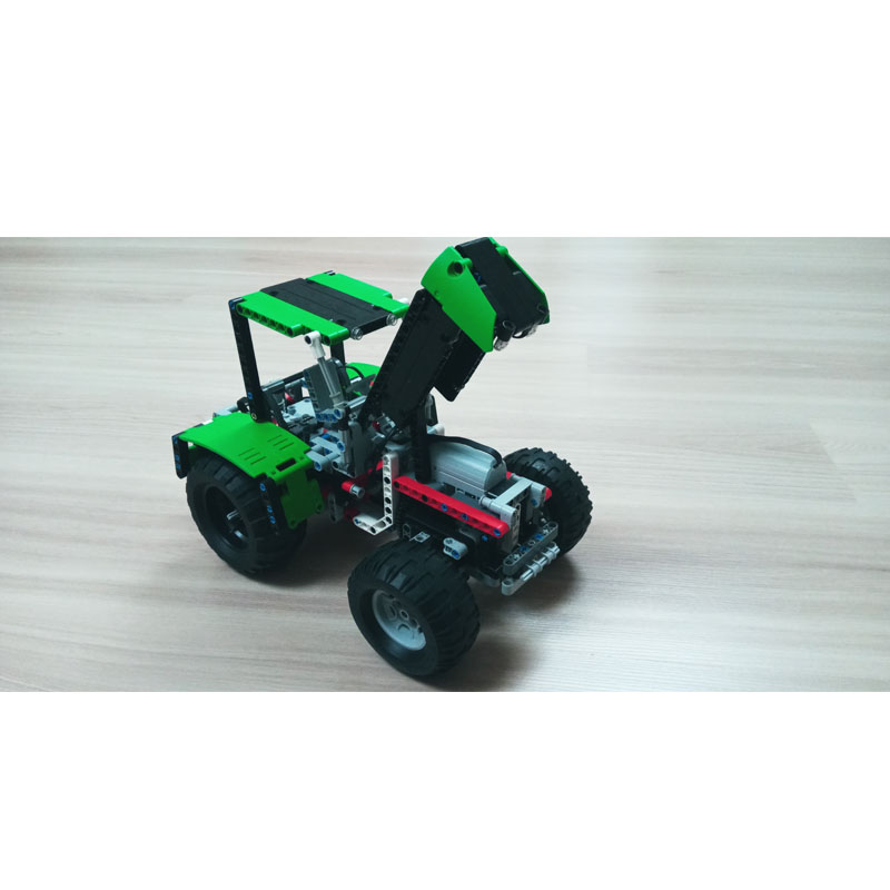 Urban Farming Agriculture - MOC-80667 Urban Farm Agricultural Medium Tractor